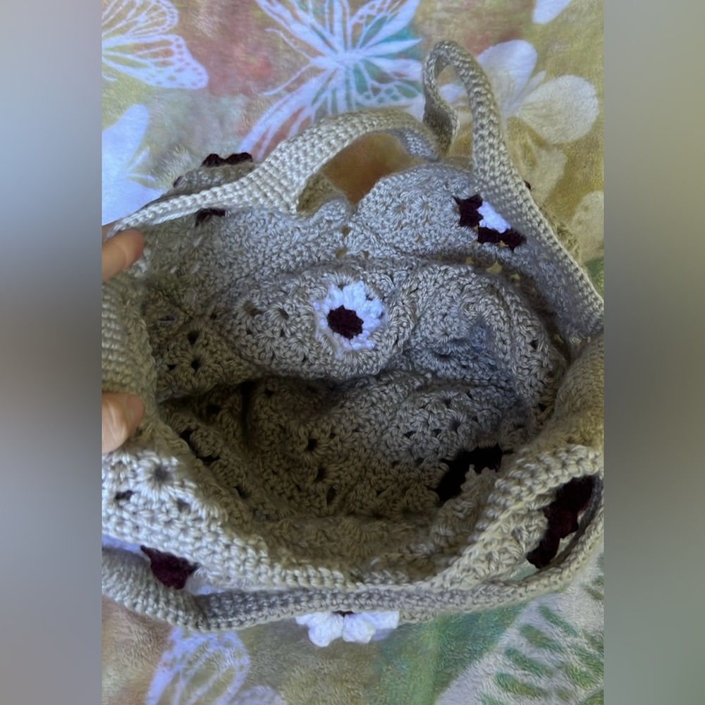 Crocheted Shoulder/Tote Bag 🌸 - Picture 6 of 6